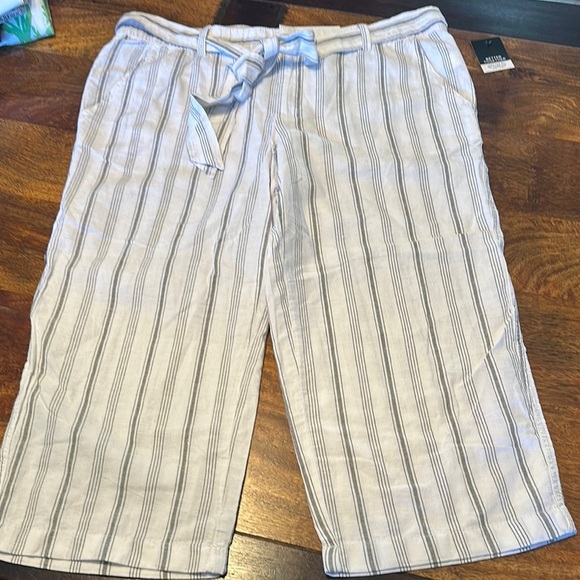 Liz Claiborne crop linen pants size Large NWTs - Picture 1 of 9